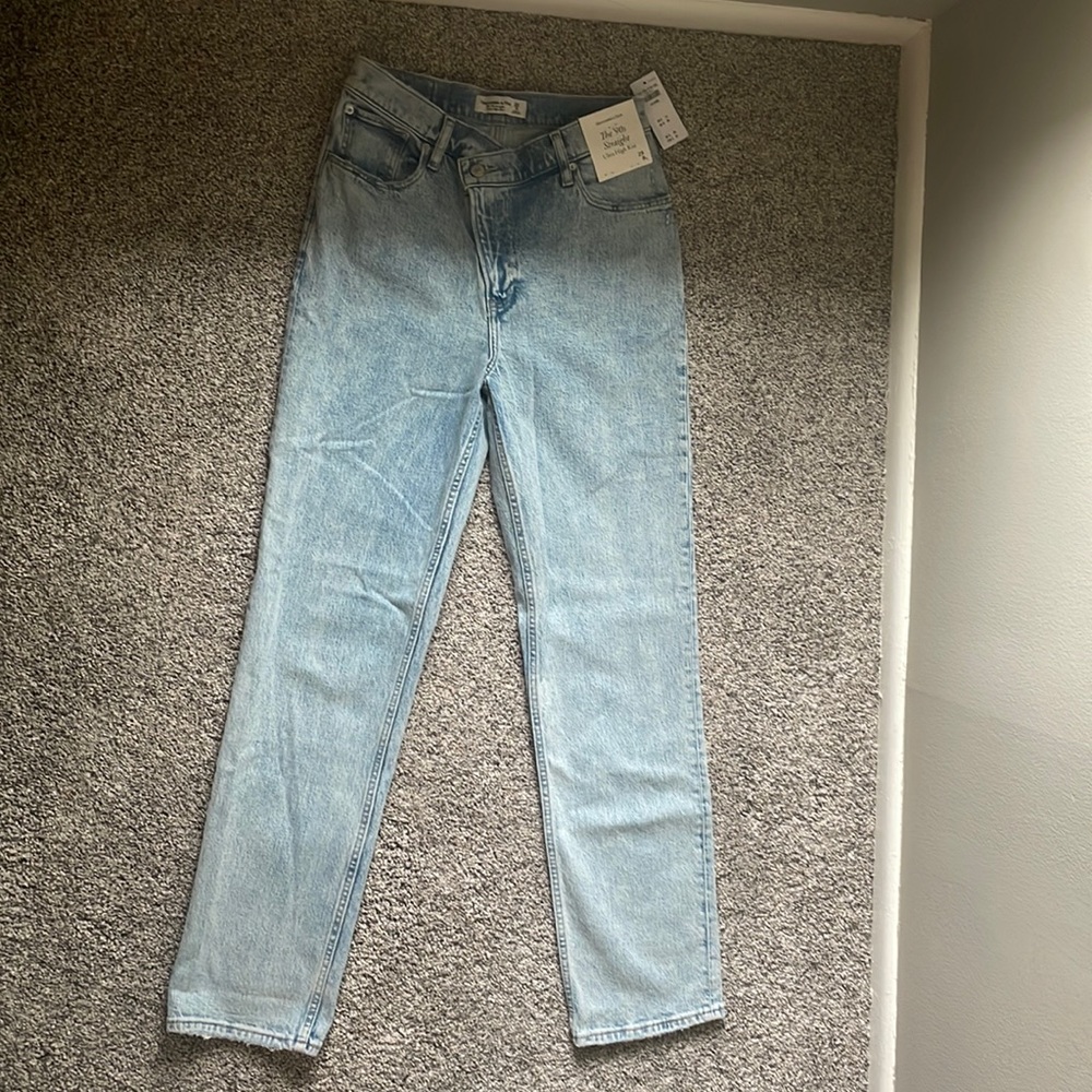 Abercrombie 90’s Straight Jeans